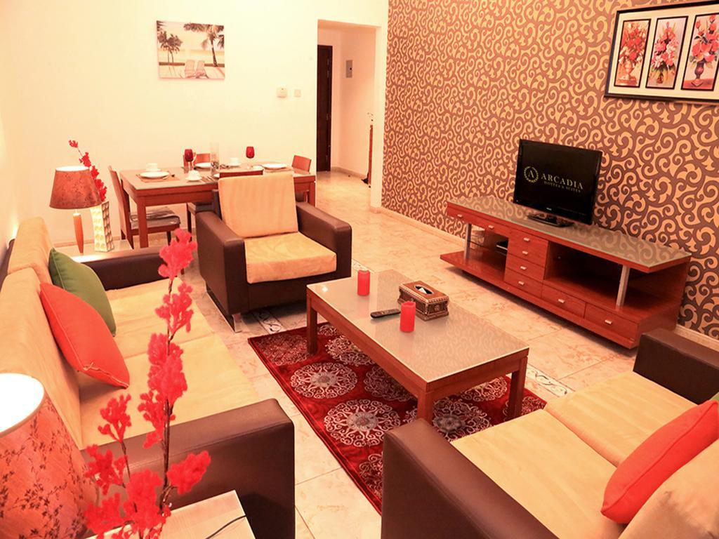 Arcadia Hotel Suites Şarja Dış mekan fotoğraf