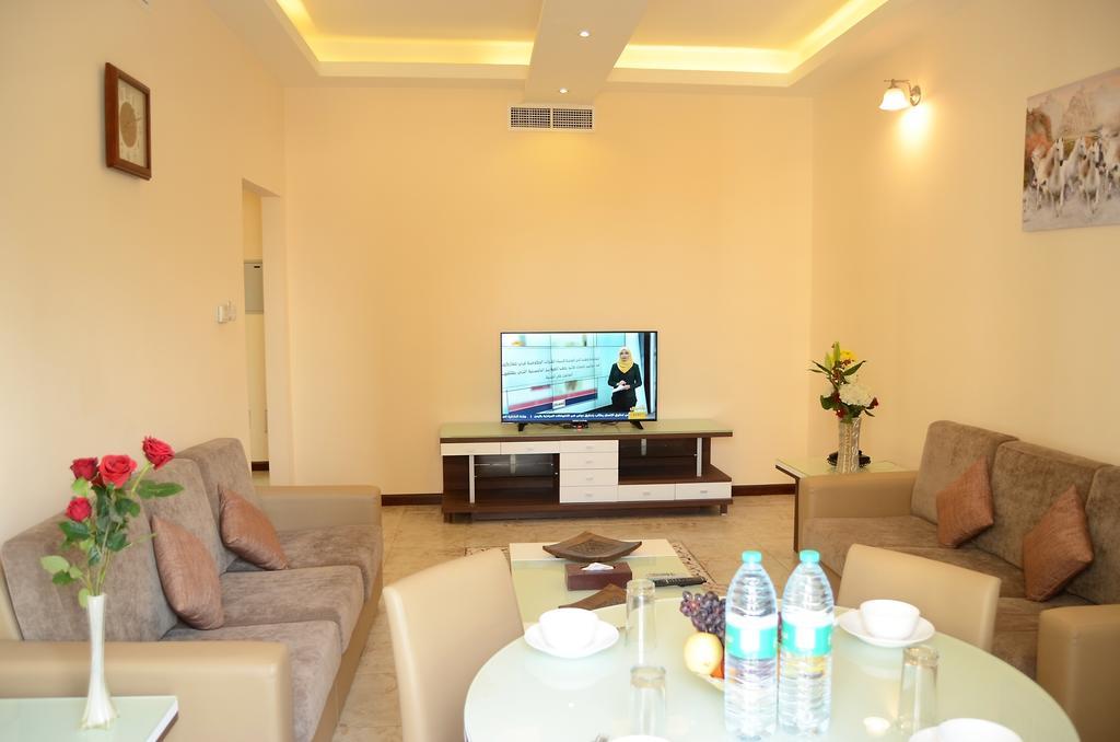 Arcadia Hotel Suites Şarja Dış mekan fotoğraf